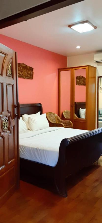Your House 3 Guest House Chiang Mai Esterno foto