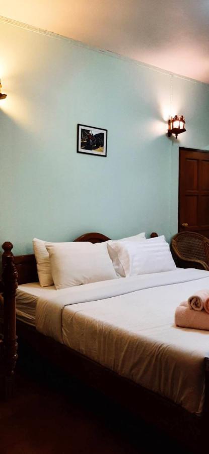 Your House 3 Guest House Chiang Mai Esterno foto