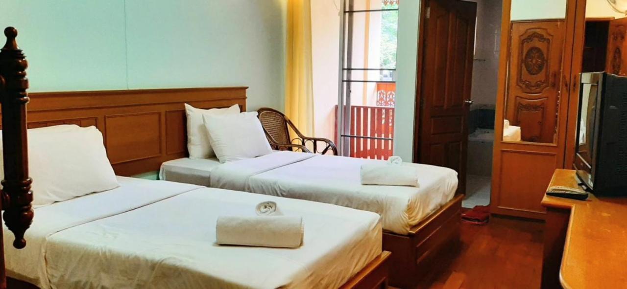 Your House 3 Guest House Chiang Mai Esterno foto