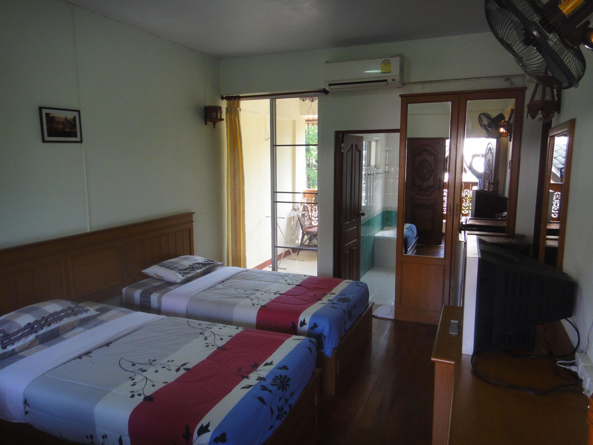 Your House 3 Guest House Chiang Mai Esterno foto